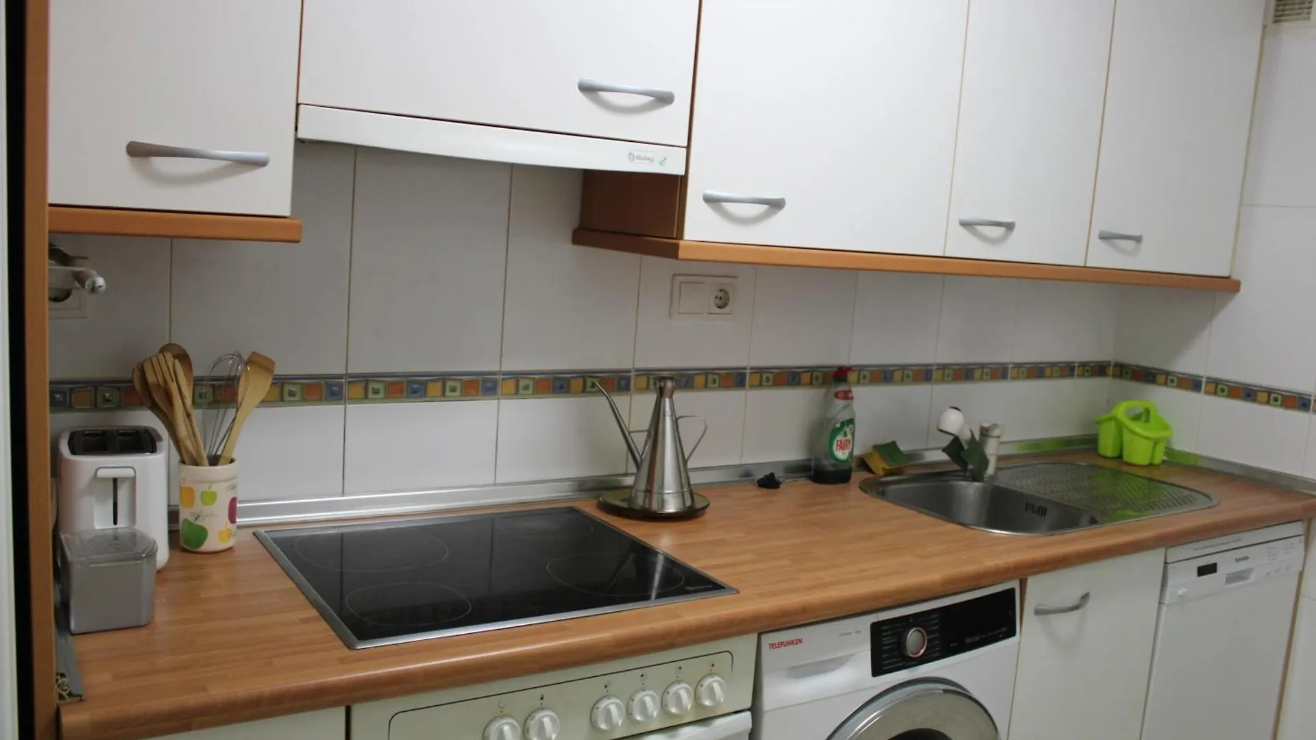 Apartamento Frente A La Piscina Tarragona 0*,