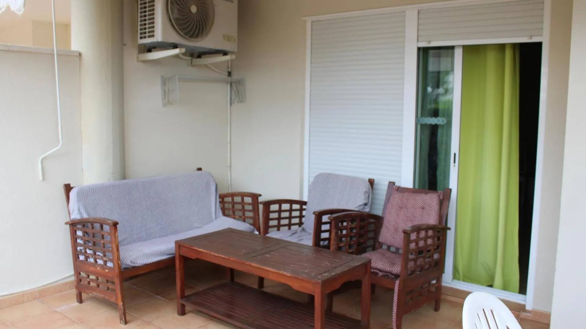 Apartamento Frente A La Piscina Tarragona