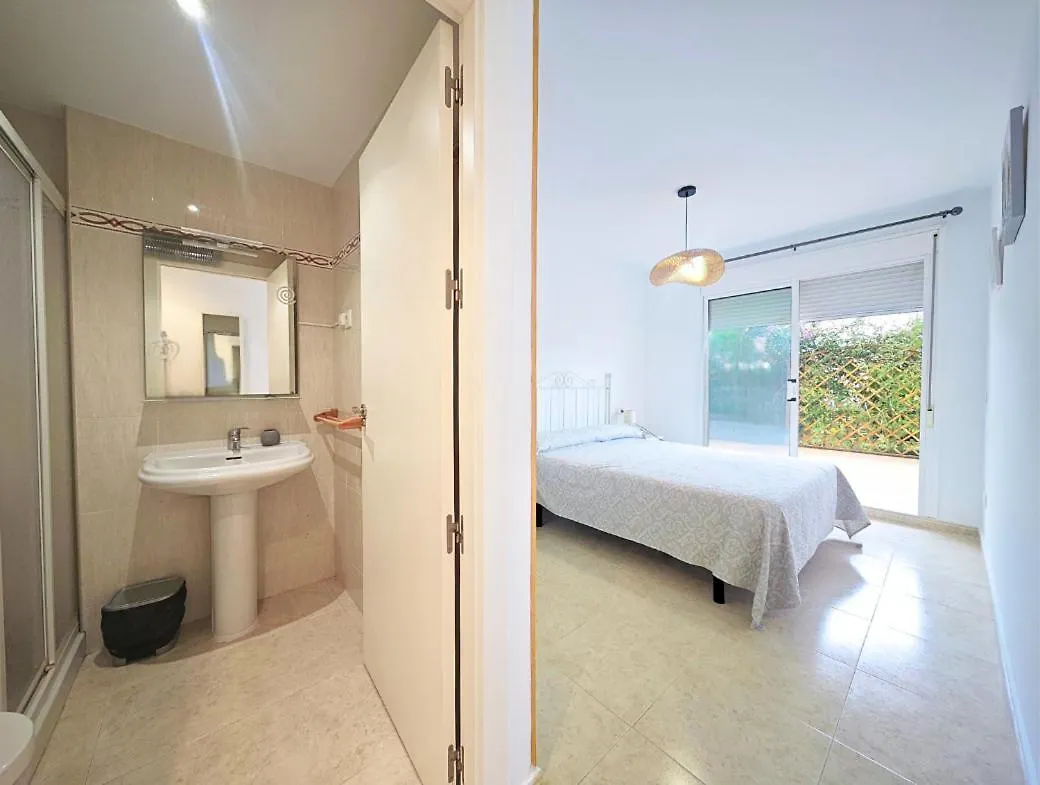 Apartamento Frente A La Piscina Tarragona 0*,  Spain